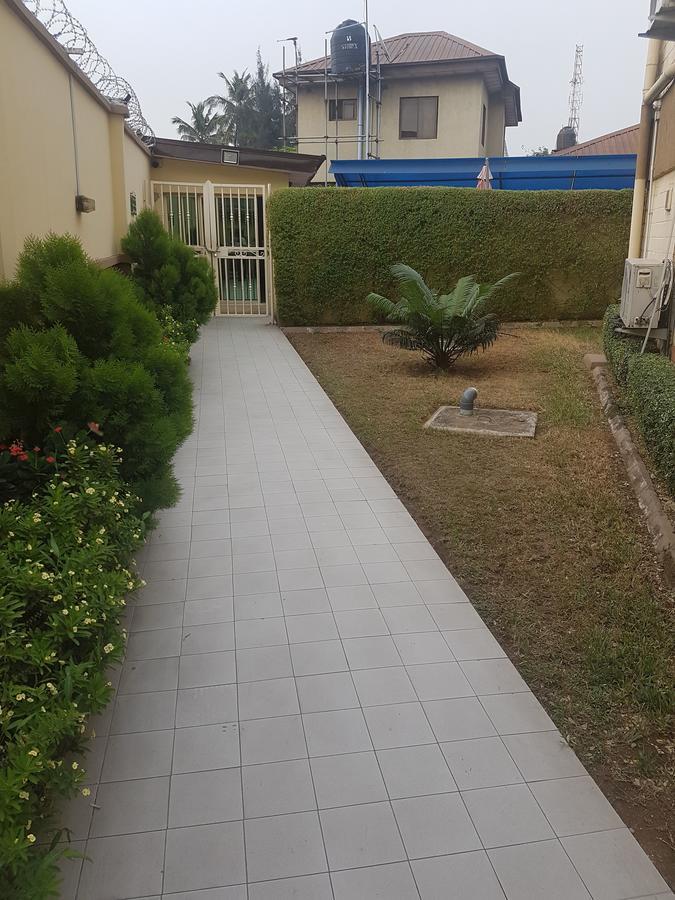 KSF Place Alaka Lagos Exterior foto