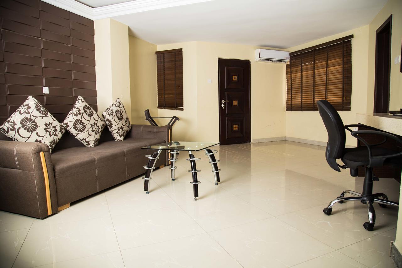 KSF Place Alaka Lagos Exterior foto